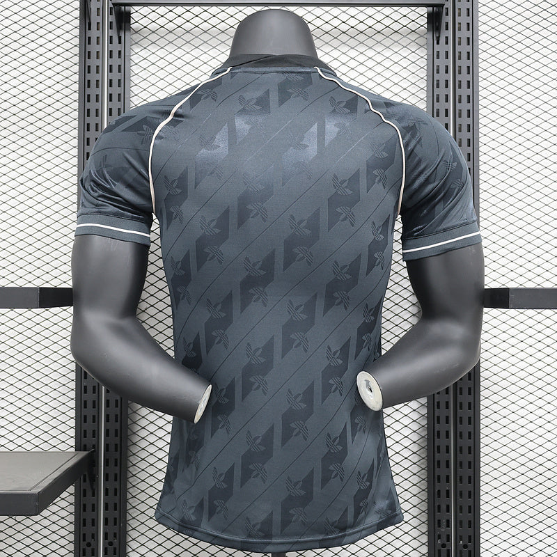 24-25 Real Madrid black retro model Player version jersey