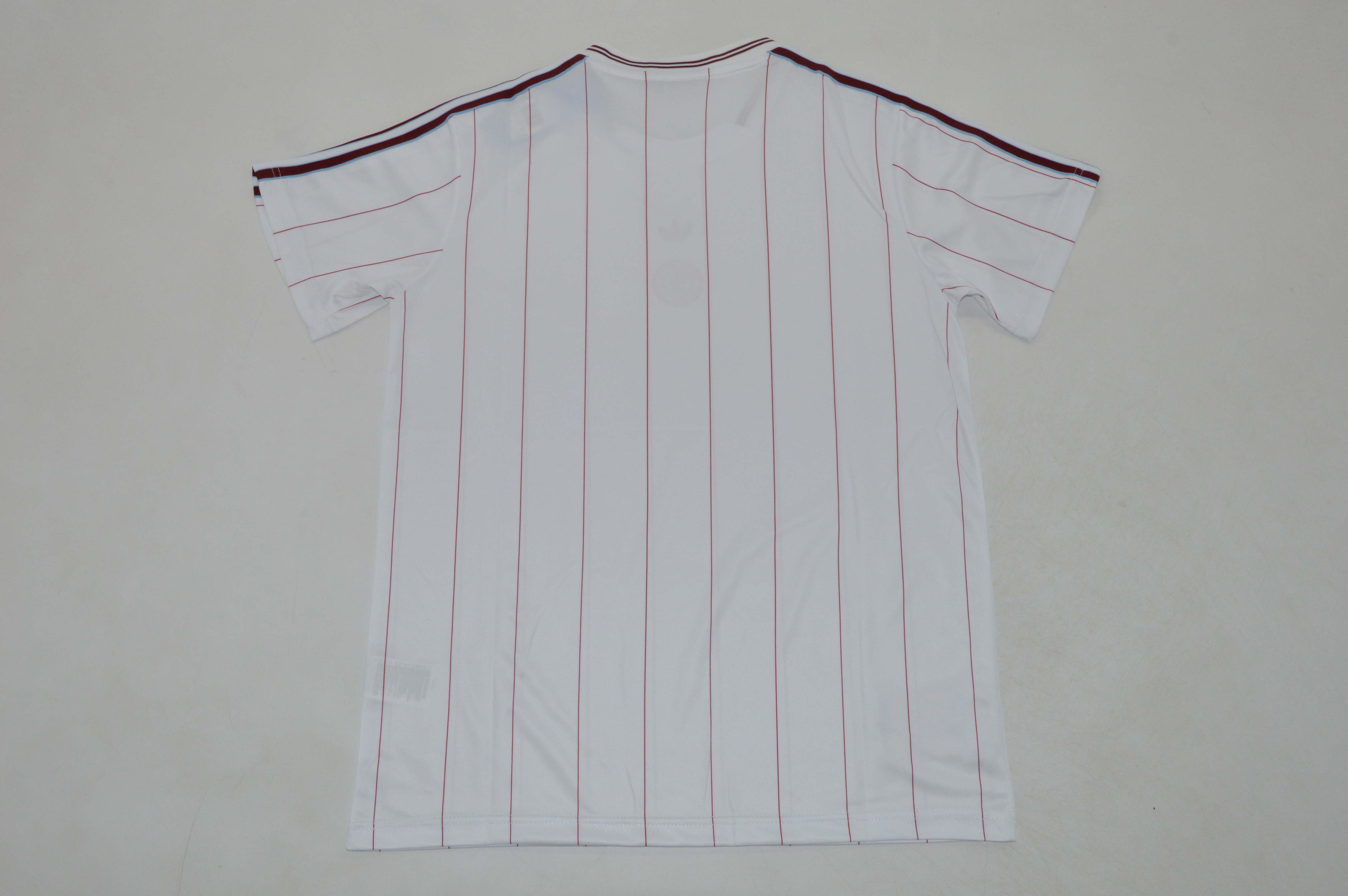 ASTON VILLA ICON — Adidas Icon