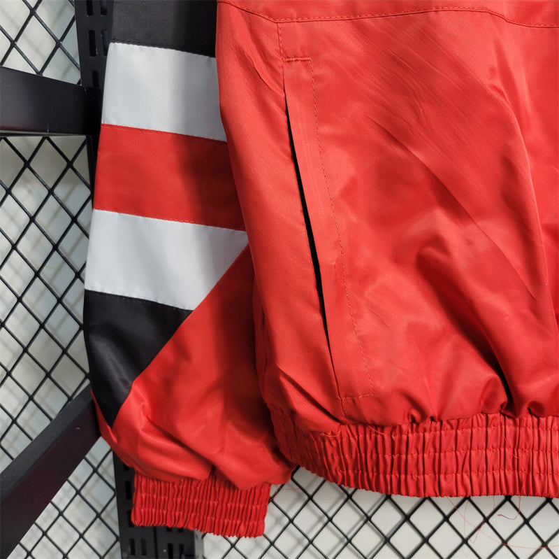 23-24 Windbreaker Manchester United