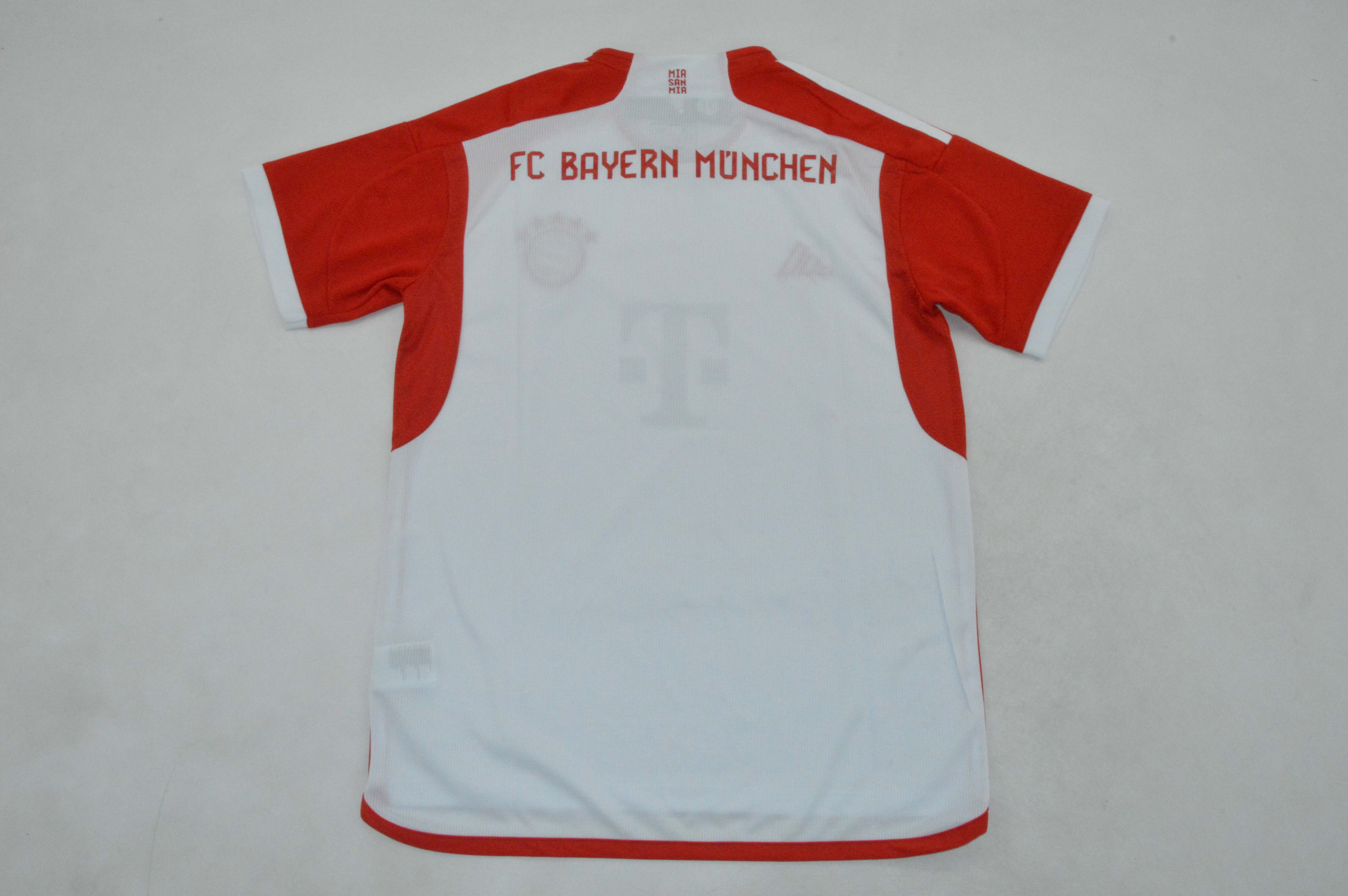 BAYERN 23-24 — Club Retro