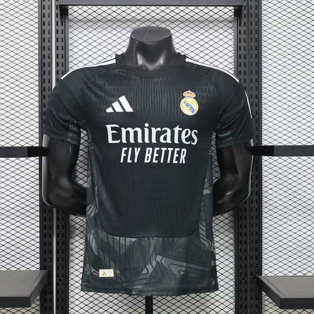 Mens Real Madrid 2026/27 Black Goalkeeper Player Version Jersey S-2XL