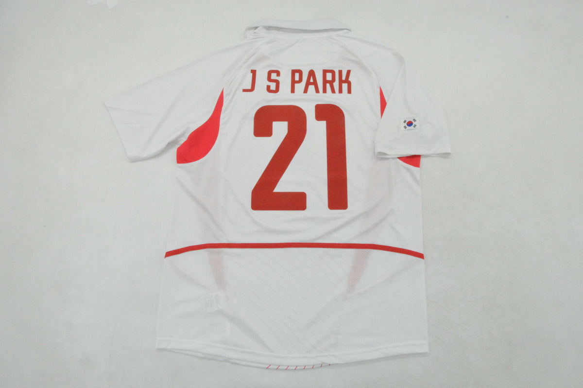 KOREA 2002 — National Retro