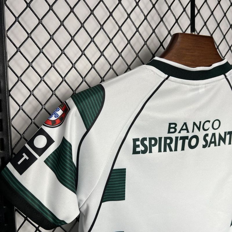 01-03 Sporting Lisbon home retro kid kit