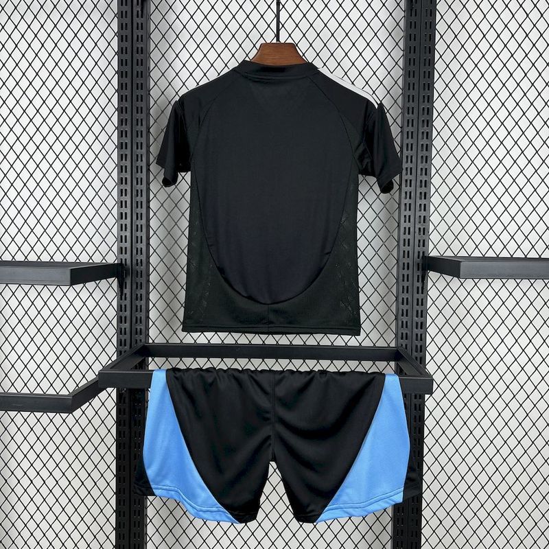 25-26 Charlotte black kid kit