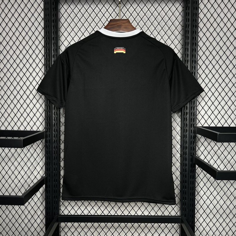 24-25 Bayern black goalkeeper jersey