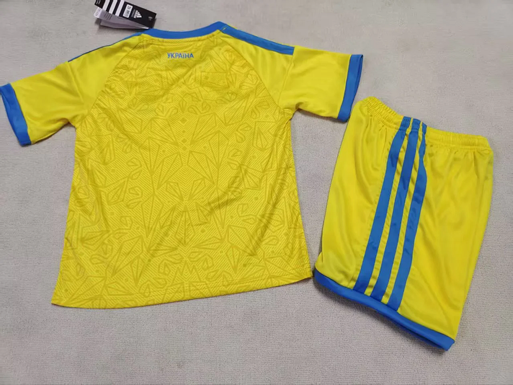 Ukraine 2026 World Cup Home Kid kit size 16-28