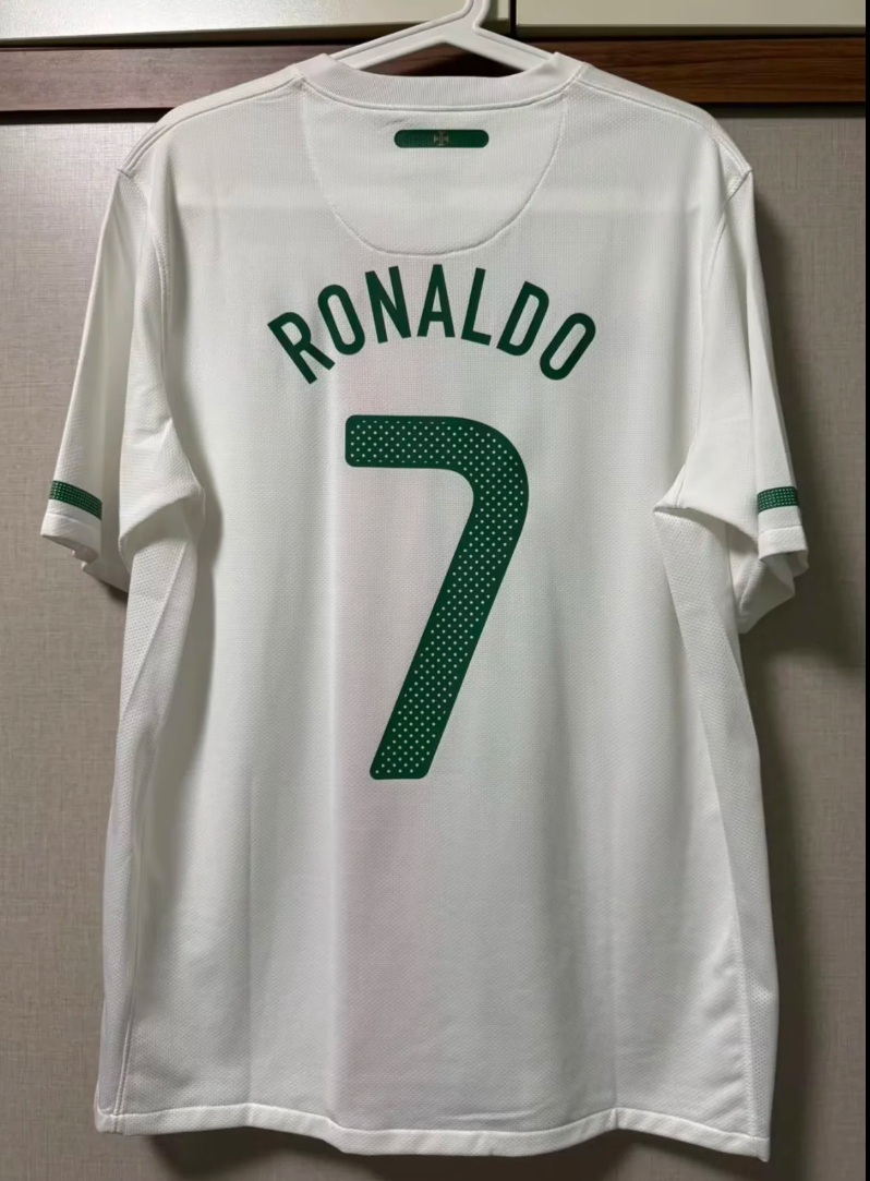 Retro Portugal 2010 Away S-XXL