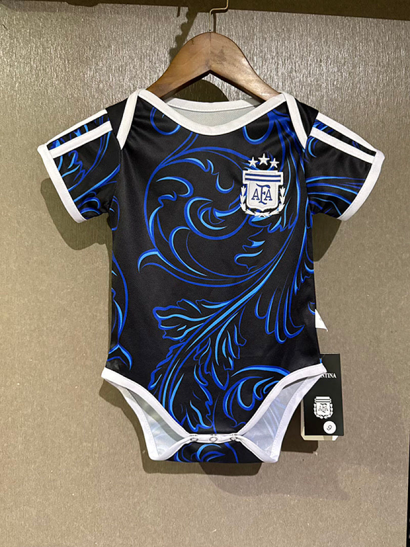 Baby Argentina 2026 World Cup Away Size: 9 and 12