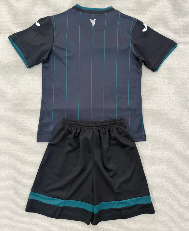 HIBERNIAN Kit infantil — UEFA