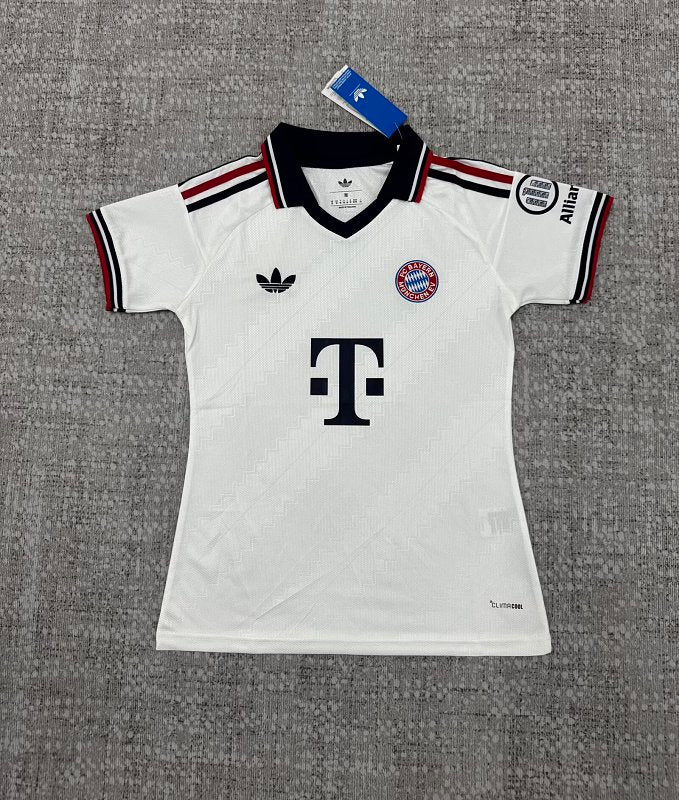 26-27 Adidas T-shirt S-2XL