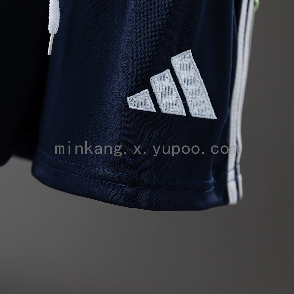 Real Madrid 2/526 Away kids kit Jersey SIZE 16-28