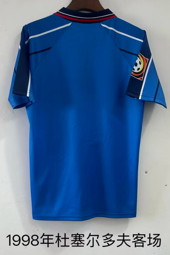 DUSSELDORF 97-98 — Club Retro