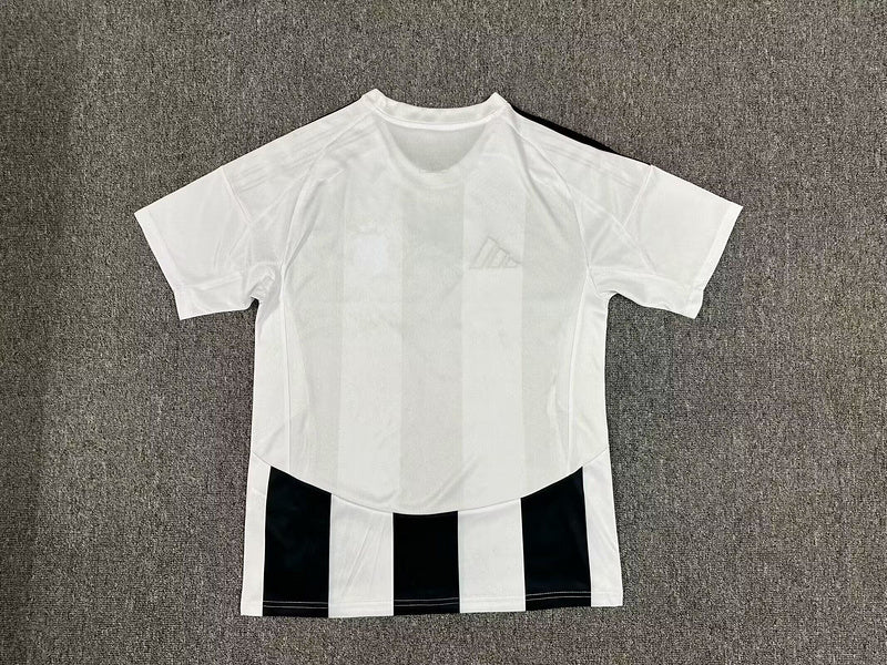 24-25 Beikta Third away white and black jersey