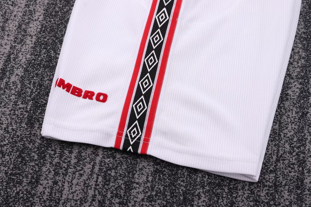 MAN U 98 Kit infantil — Club Retro