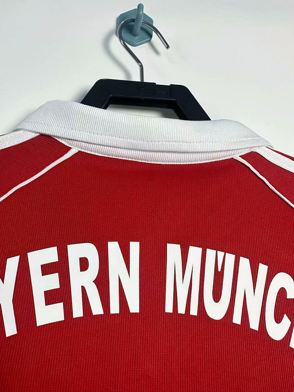 06-07 Bayern home retro jersey