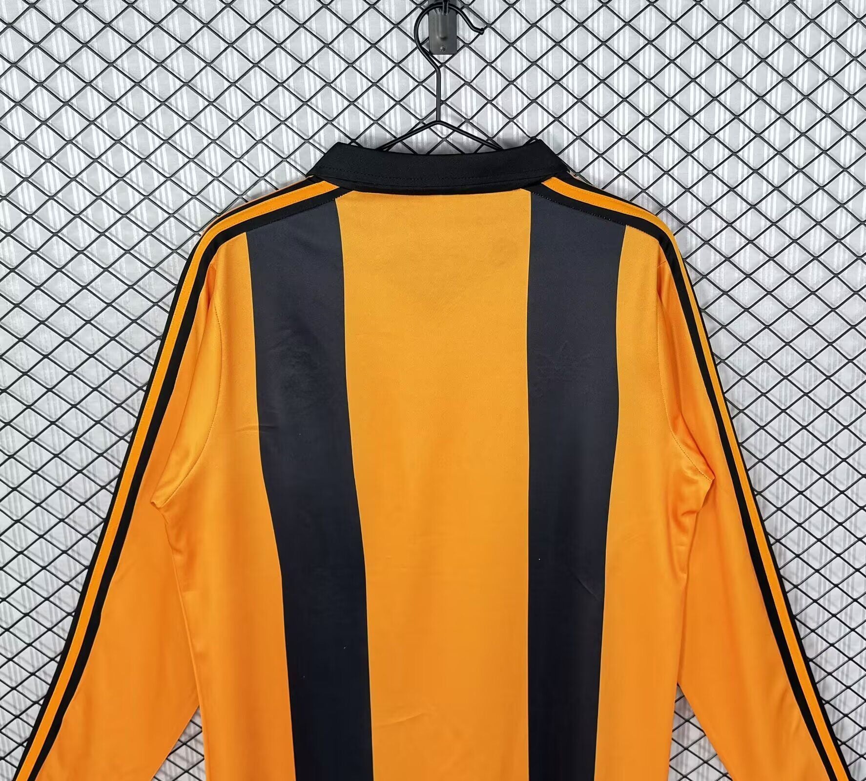 HULL CITY 81-82 Manga larga — Club Retro