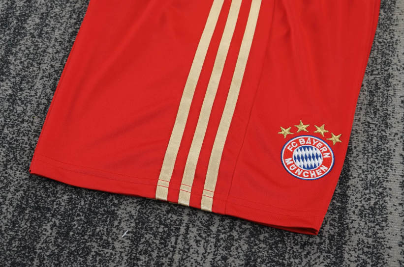 BAYERN 12-13 Kit infantil — Club Retro