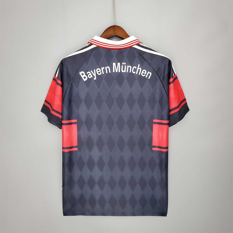 97-99 Bayern home