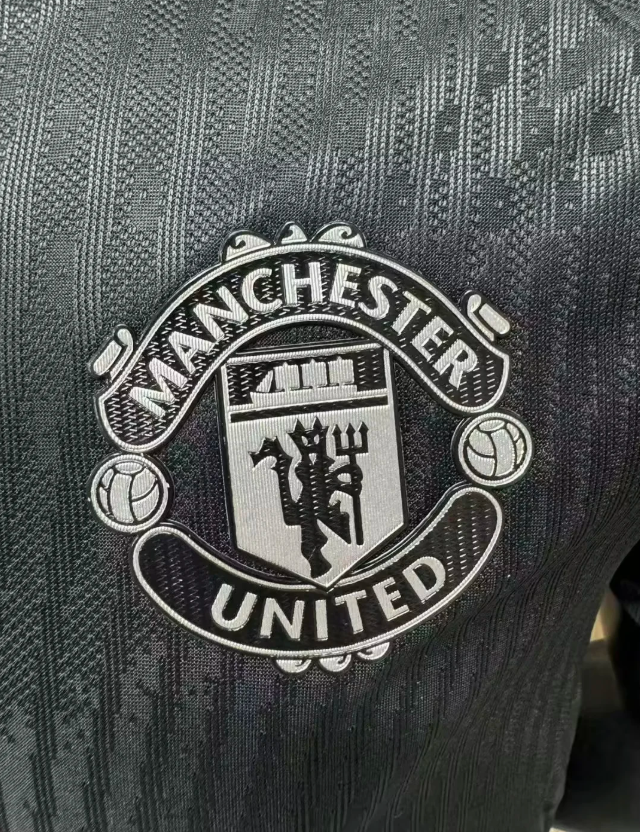 MAN U GK Version autentica/jugador — 26-27 Fake