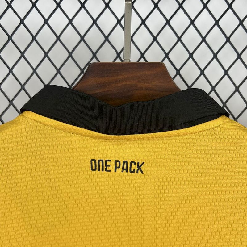 25-26 Wolves home soccer jersey
