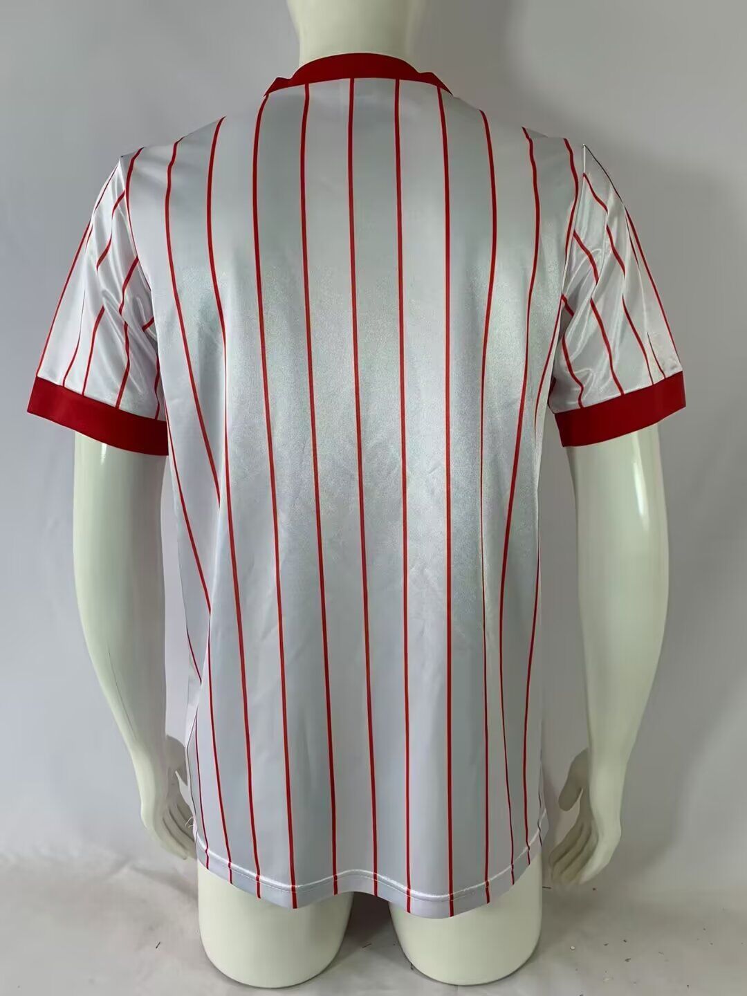 KOLN 86-87 — Club Retro