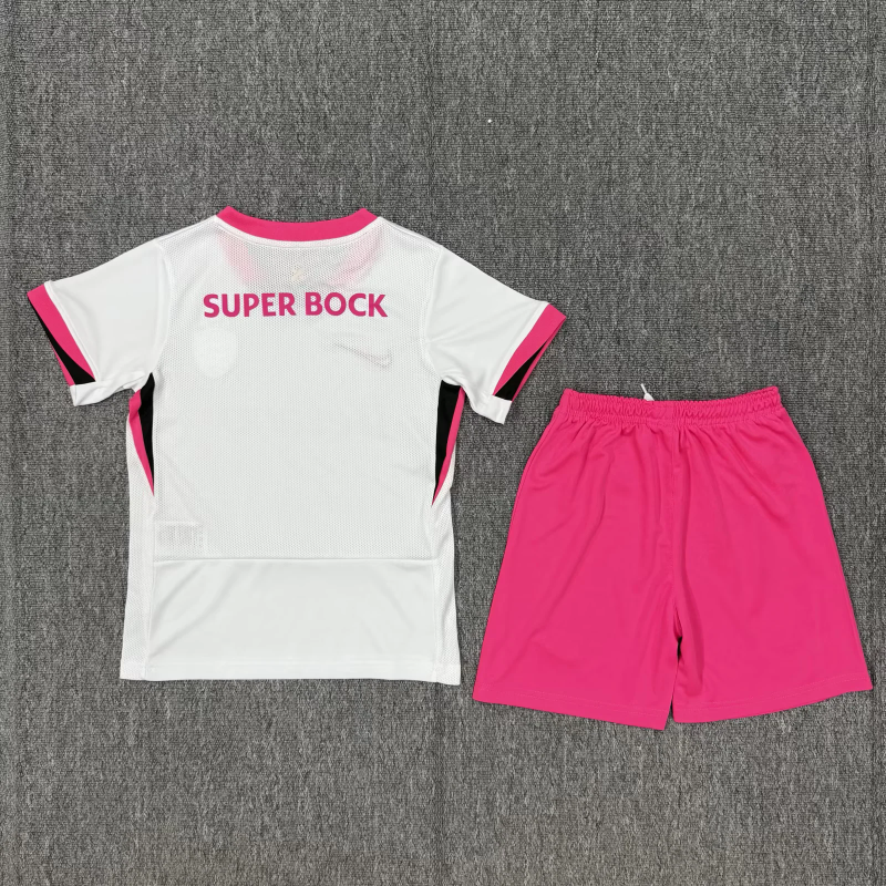 Sporting Lisbon 2025/26 October Pink Kids Kit Size: 16-28