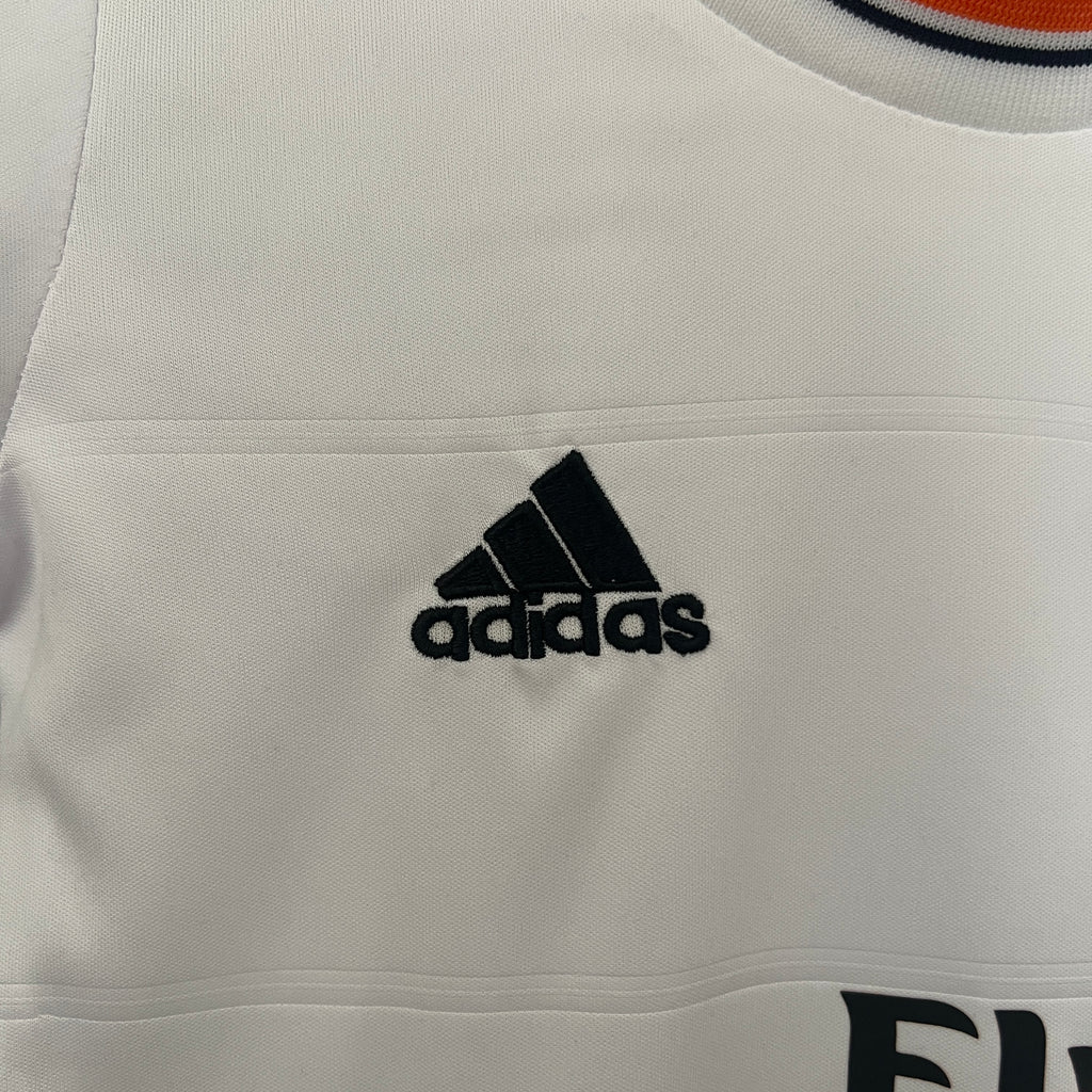 kids Real Madrid 13/14 home size: 16-28