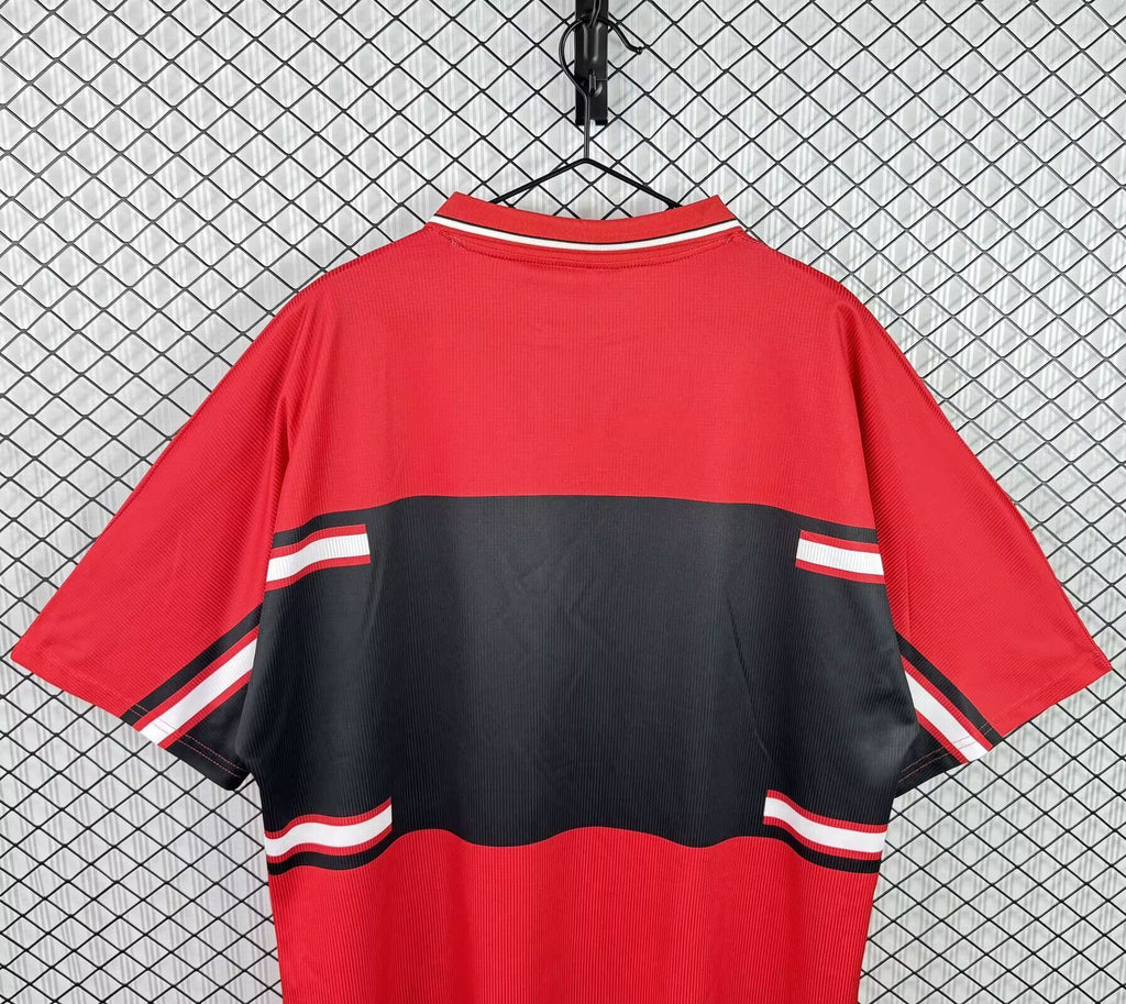 FREIBURG 00-01 — Club Retro