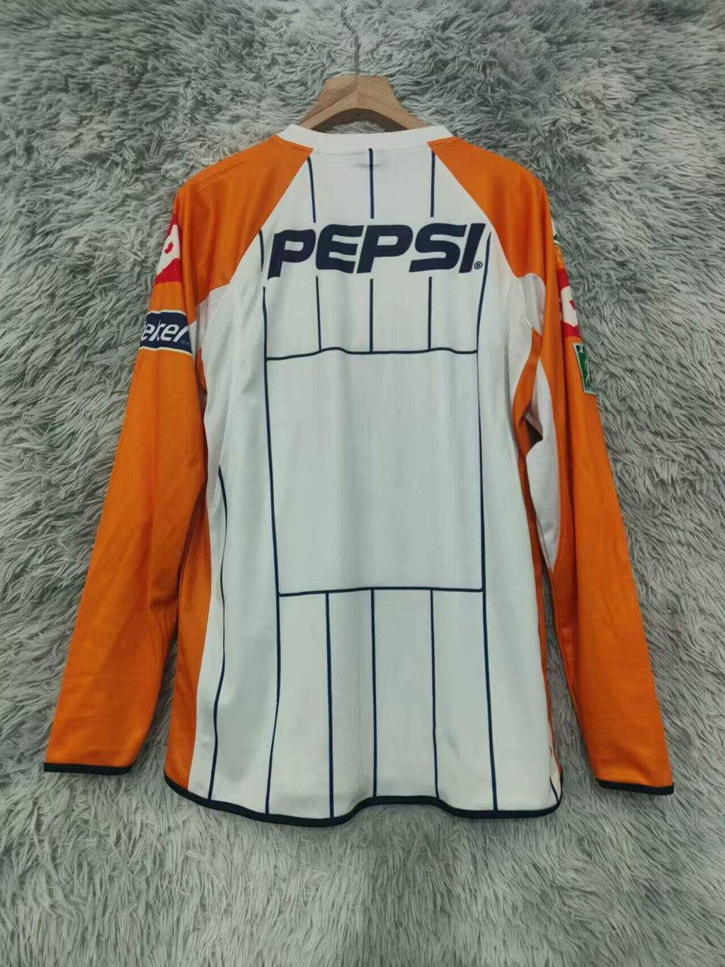 PUMAS 04 Manga larga — Club Retro