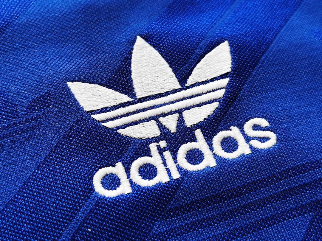 MAN U 86-88 Kit infantilS — Club Retro