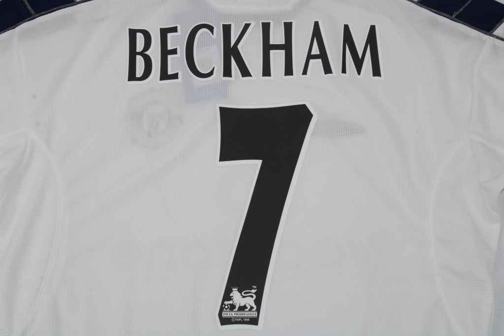 MAN U 00-01 WHITE AWAY — Club Retro