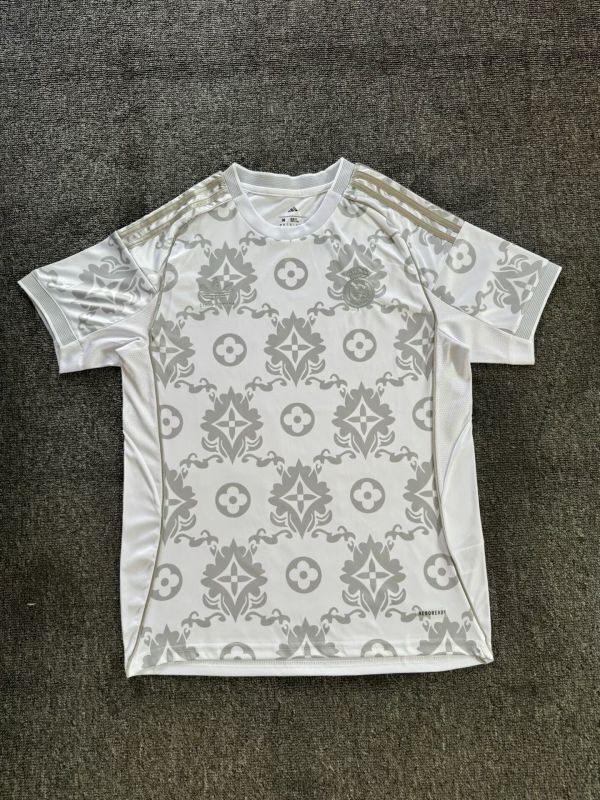 25-26 Real madrid VS LV Jersey