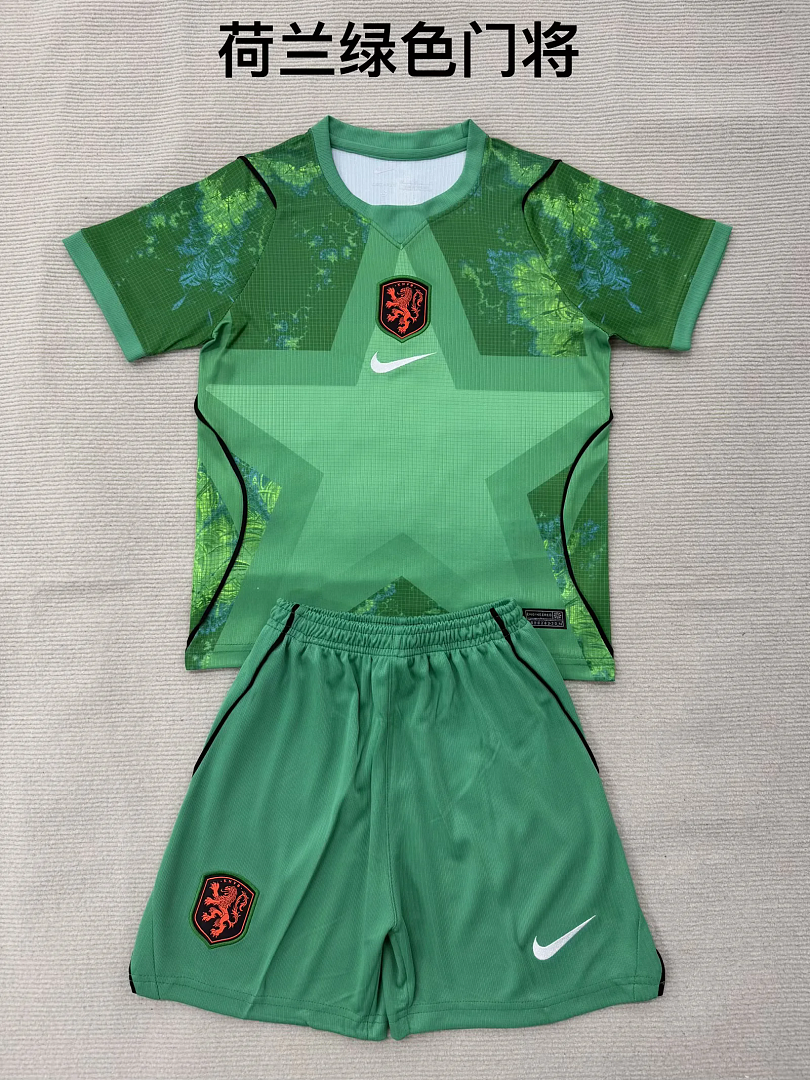 Netherlands 2026 World Cup Green Goalkeeper kids soccer jerseys Size 16-28