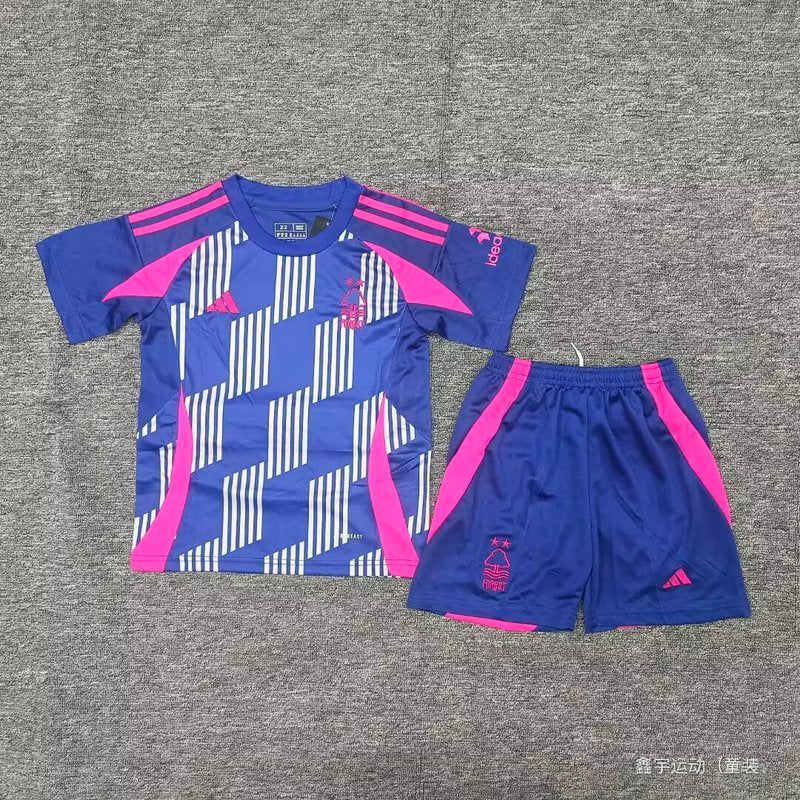 24-25 Nottingham Forest Away Kid kit