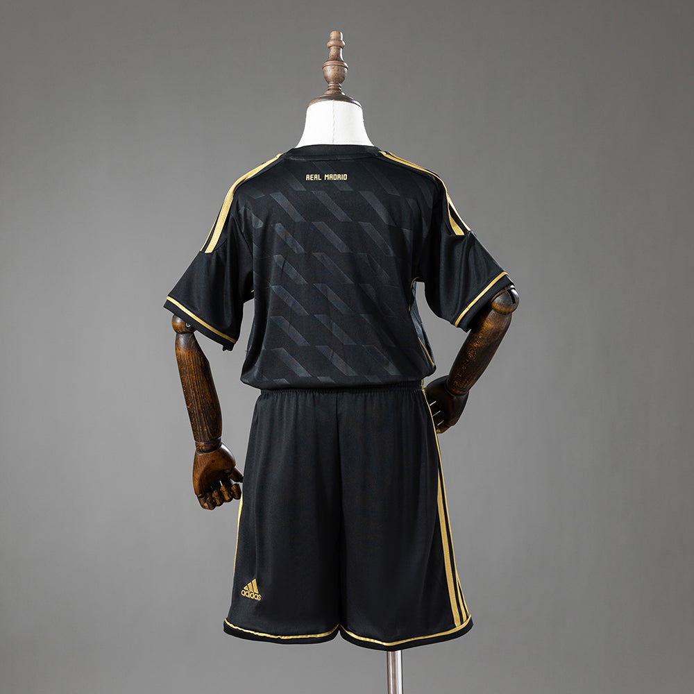 Real Madrid 11/12 Away Retro Kids Kit Jersey Size 16-28