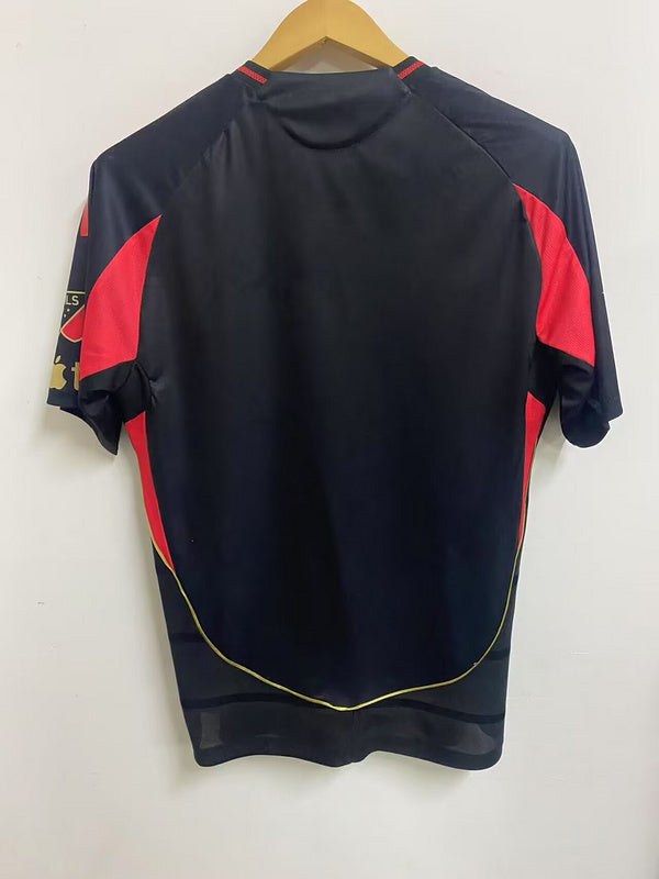 25-26 Atlanta home soccer jersey