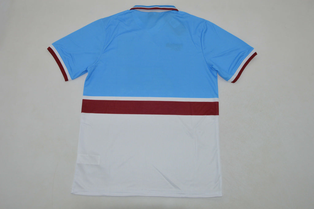 ASTON VILLA 97-98 — Club Retro