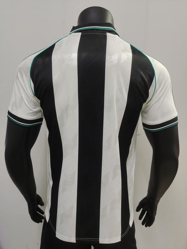 24-25 Newcastle Retro Model Player version jersey
