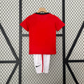 Manchester United 09-10 home kid kits