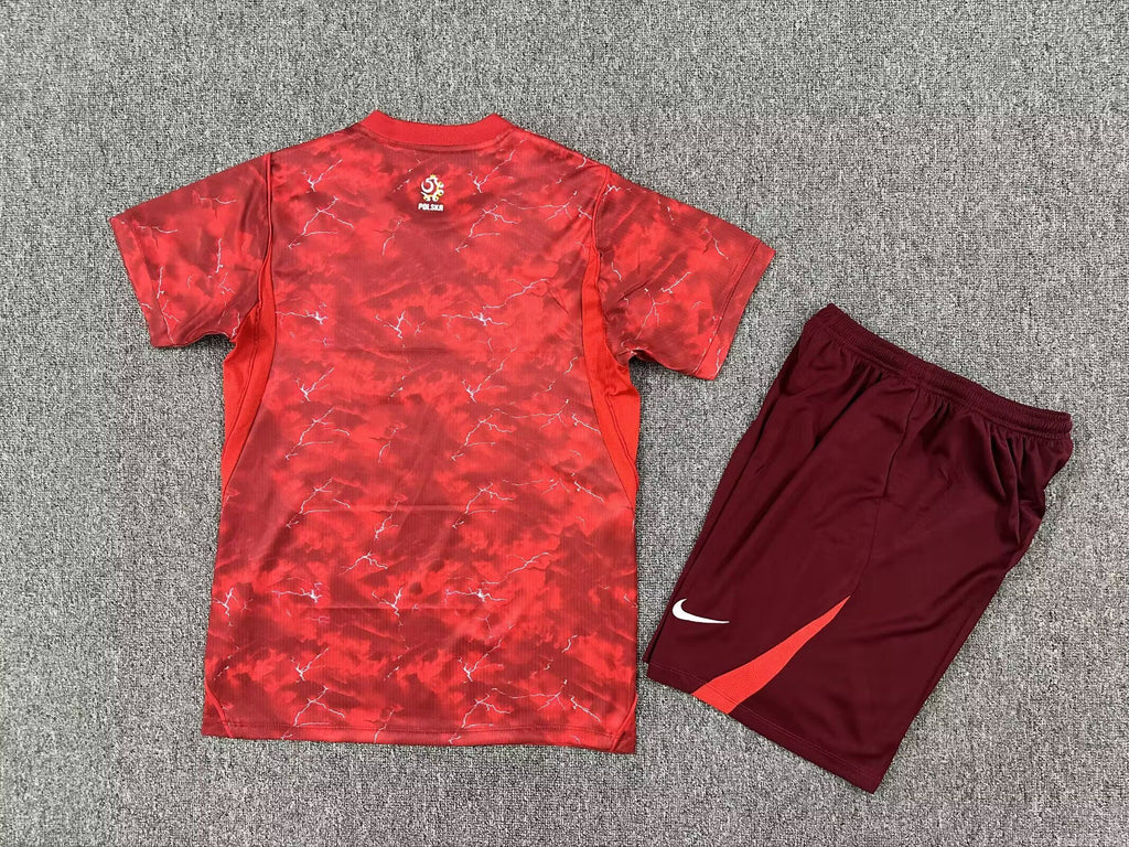 POLAND Kit infantil — Europe Other