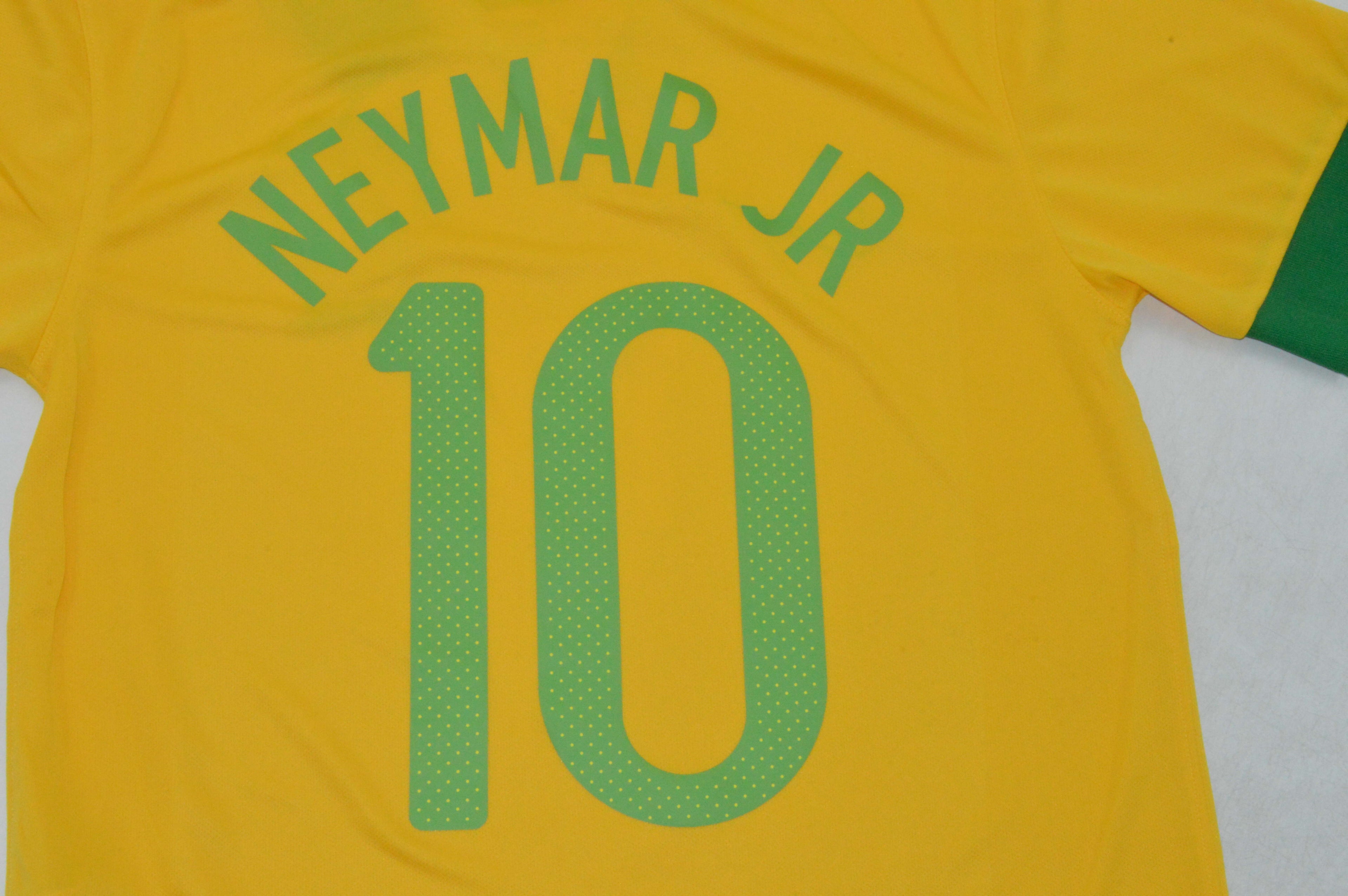 BRASIL 13 — National Retro