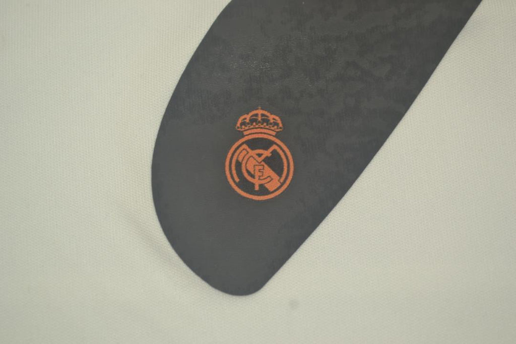 MADRID 13-14 UCL FINAL Manga larga — Club Retro