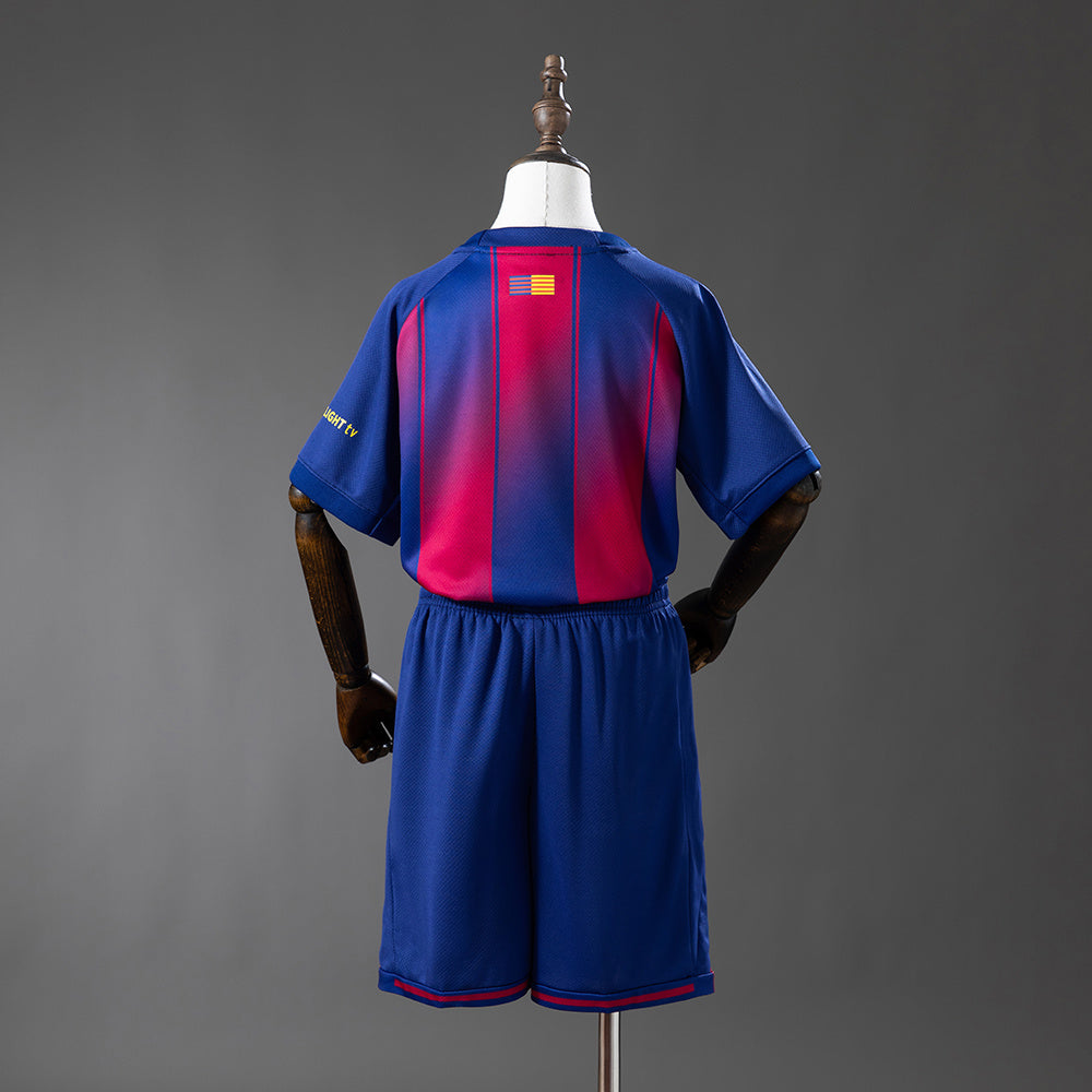 Barcelona 25/26 collaboration x DPLAY Kids Kit Jersey SIZE 16-28