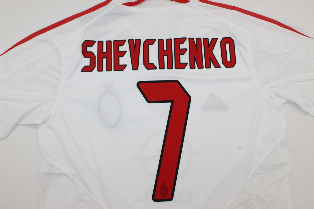 MILAN 04-05 — Club Retro