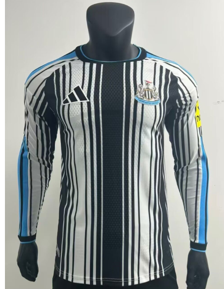 NEWCASTLE Manga larga Version autentica/jugador — 26-27 Fake