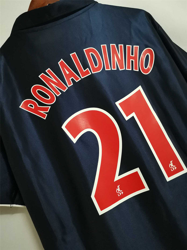 01-02 Paris Saint-Germain home