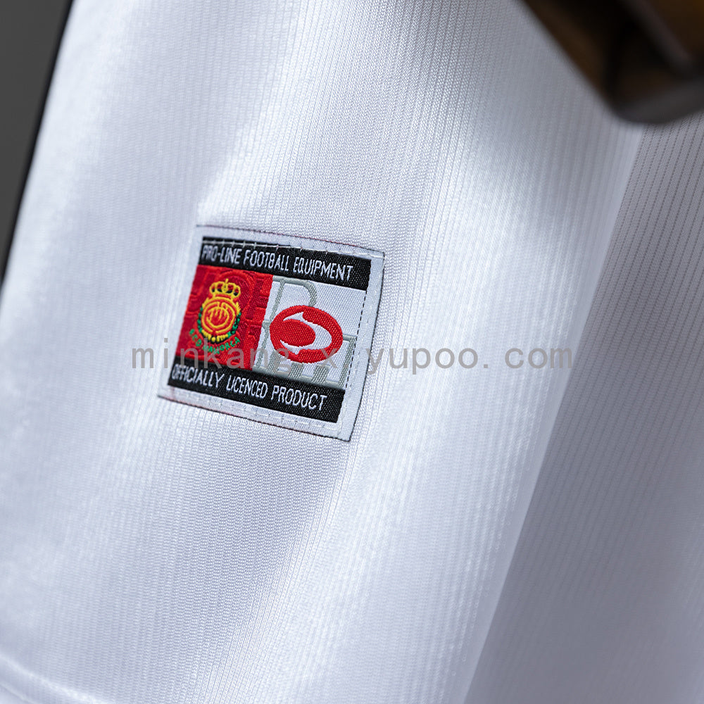 Retro Mallorca 01/02 White S-XXL