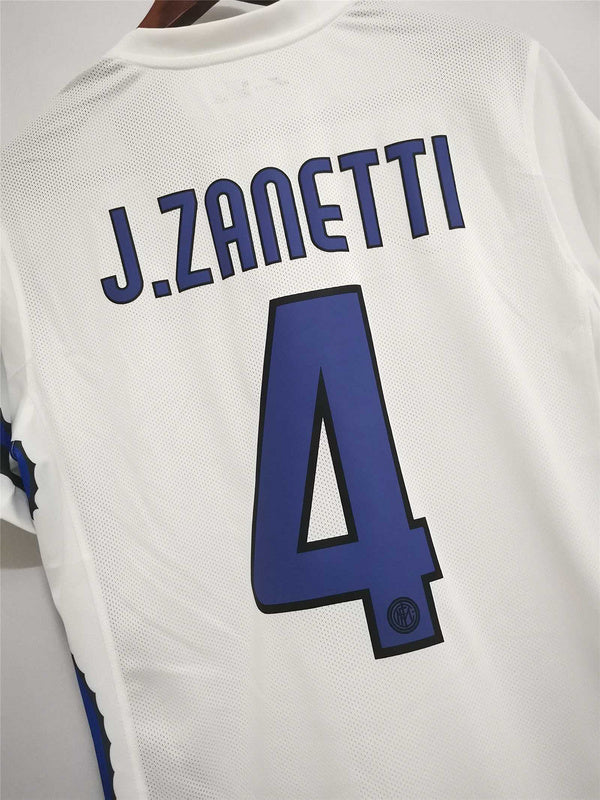 10-11 International Milan away