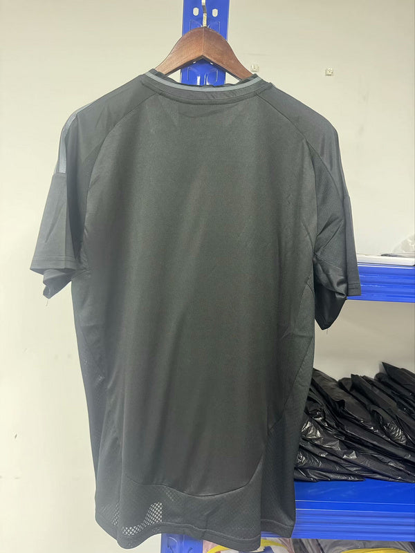 24-25 Besiktas away jersey