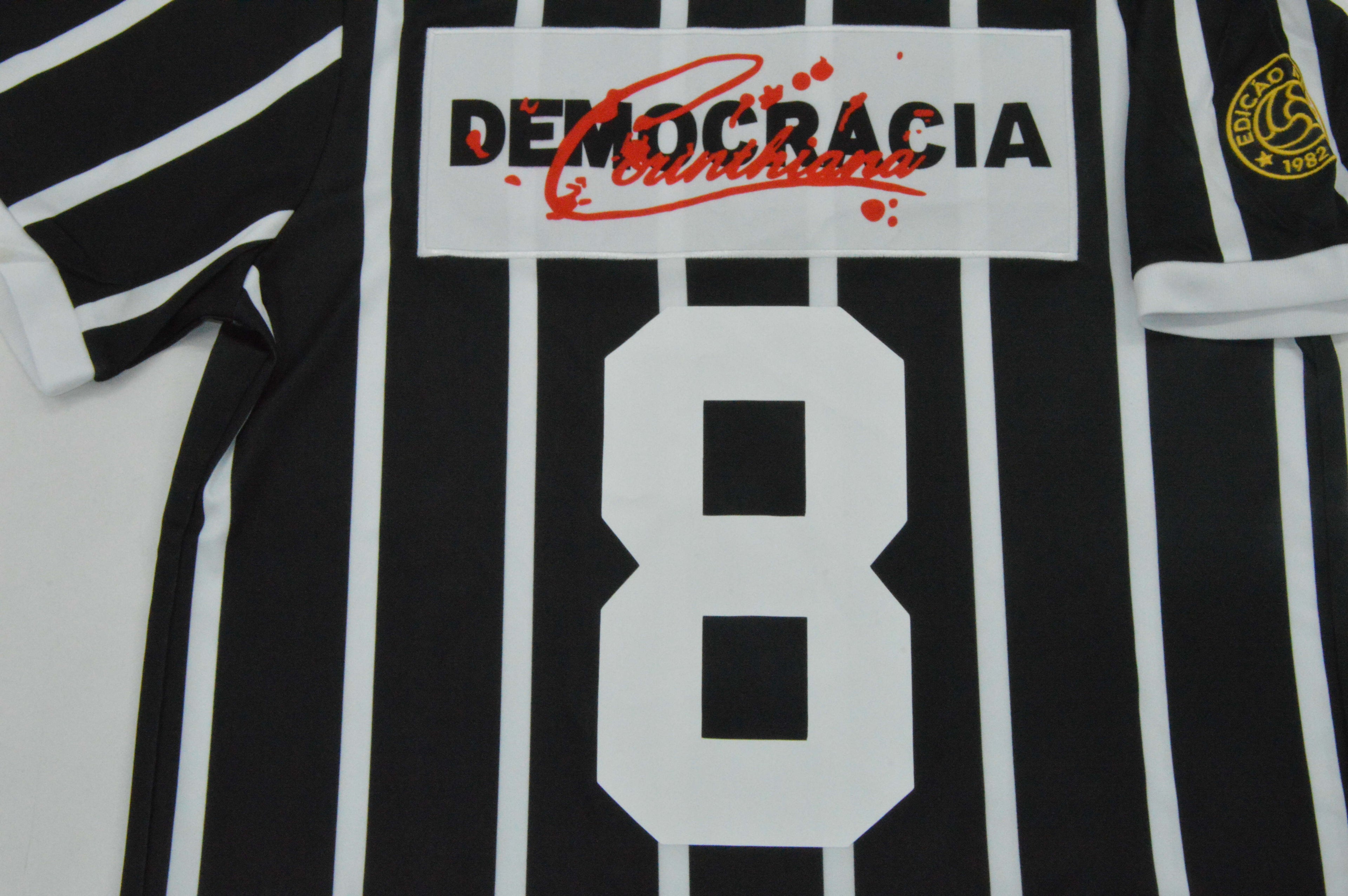 CORINTHIANS 82 — Club Retro
